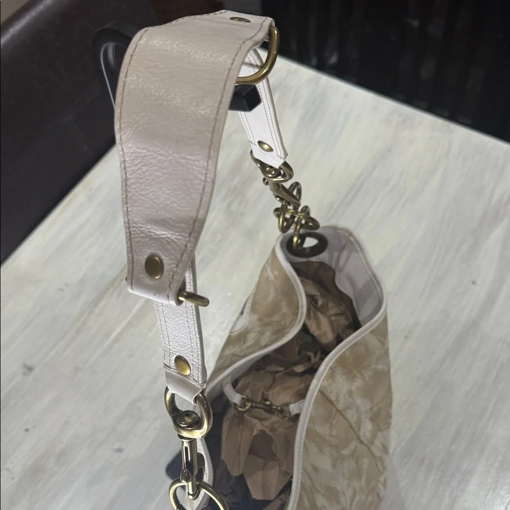 Vintage Coach Cream and White Camo Canvas Shoulder Bag with Suede Tassels - Picture 10 of 14
